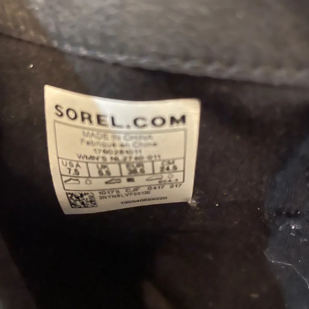 Women’s leather Sorel boots - Picture 3 of 5